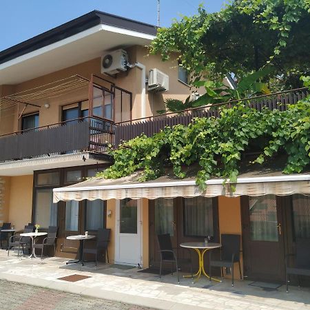Accomodation Pertout Νόβα Γκόριτσα Εξωτερικό φωτογραφία