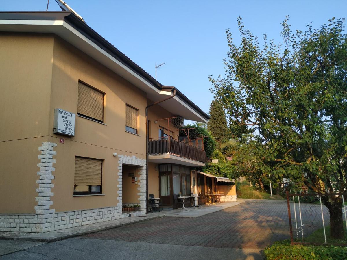 Accomodation Pertout Νόβα Γκόριτσα Εξωτερικό φωτογραφία