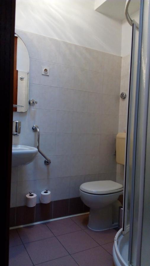 Accomodation Pertout Νόβα Γκόριτσα Εξωτερικό φωτογραφία